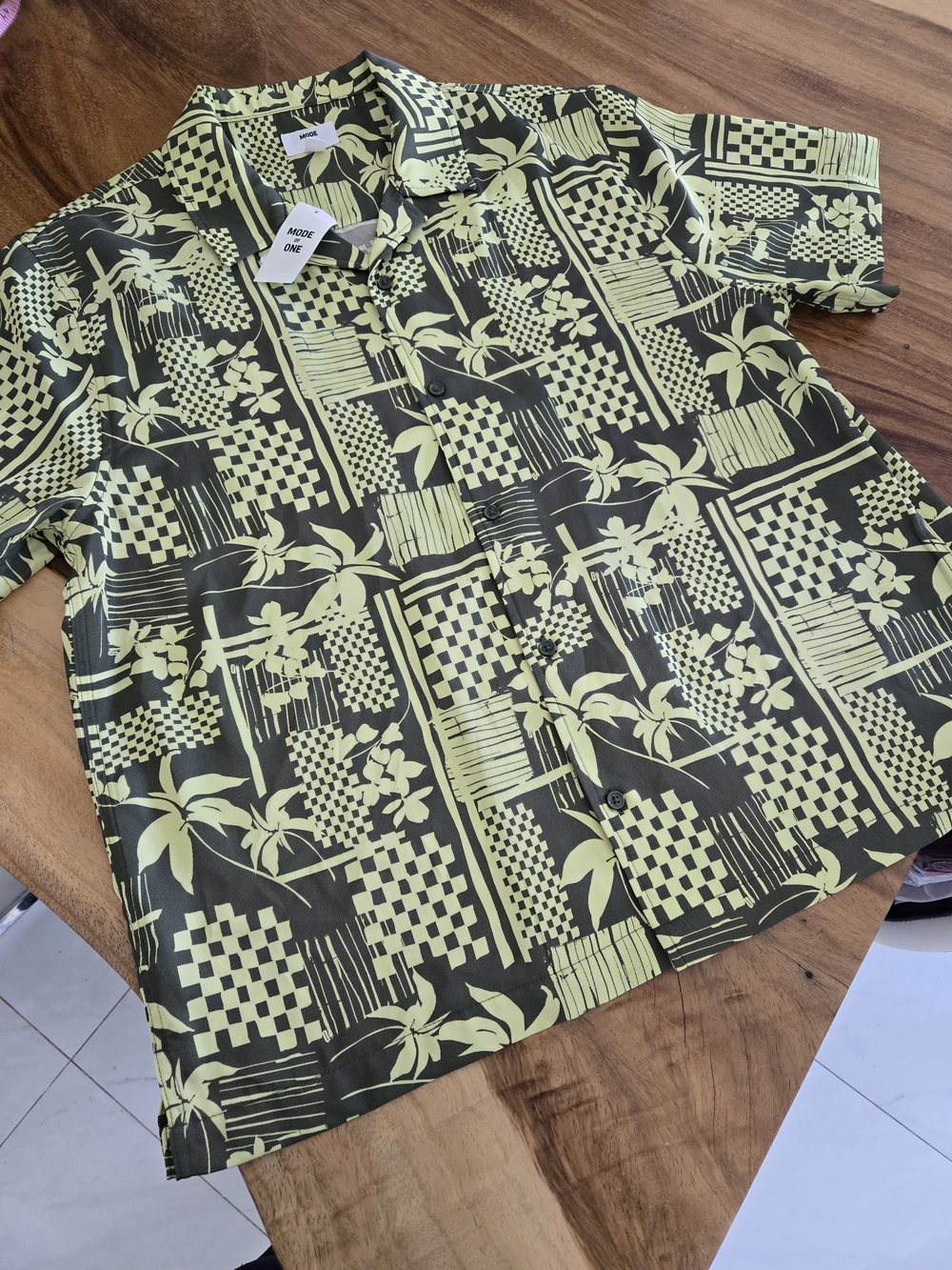Mode Of One Men's Short-Sleeve Green Floral Print Shirt